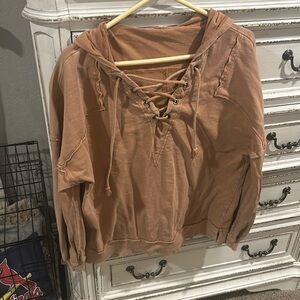 Hooded Easel sweatshirt sz small